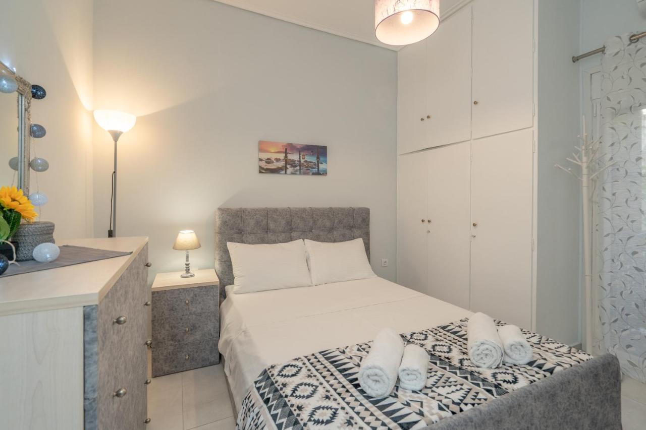 Comfy Apt Next To Metro Apartment Athens Ngoại thất bức ảnh