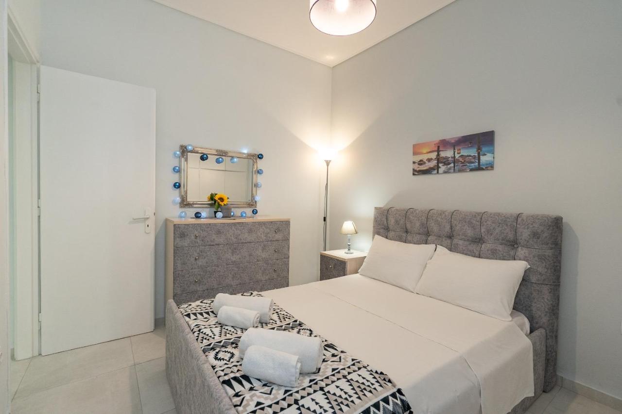 Comfy Apt Next To Metro Apartment Athens Ngoại thất bức ảnh