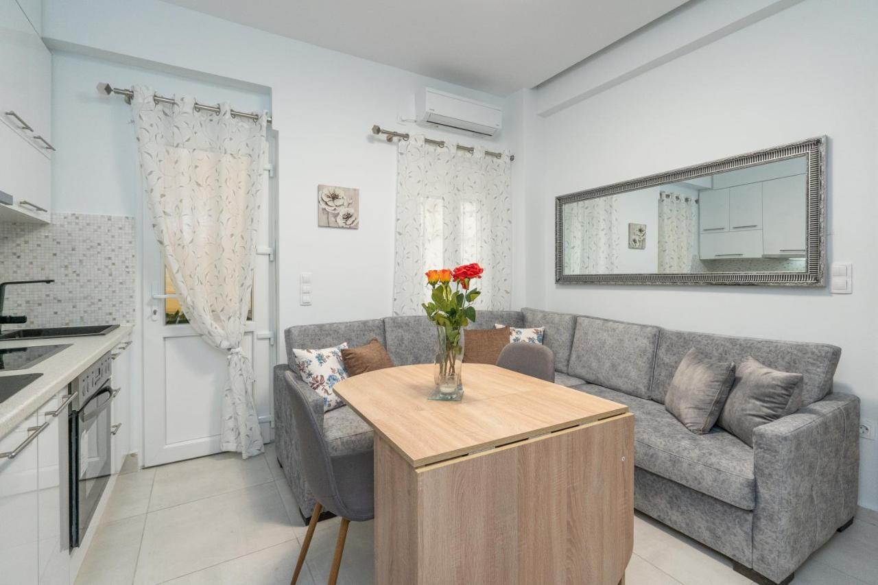 Comfy Apt Next To Metro Apartment Athens Ngoại thất bức ảnh