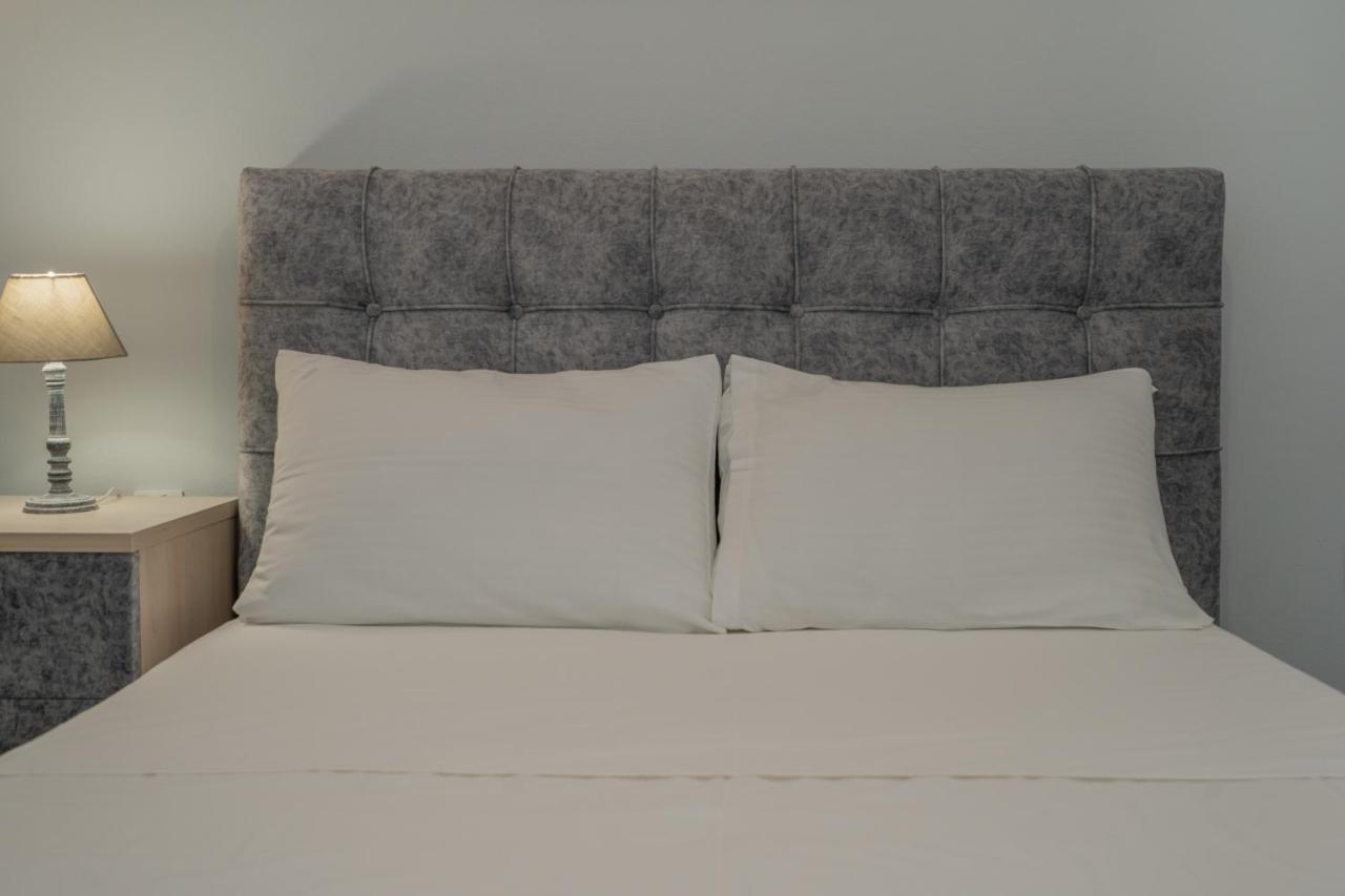 Comfy Apt Next To Metro Athens Ngoại thất bức ảnh